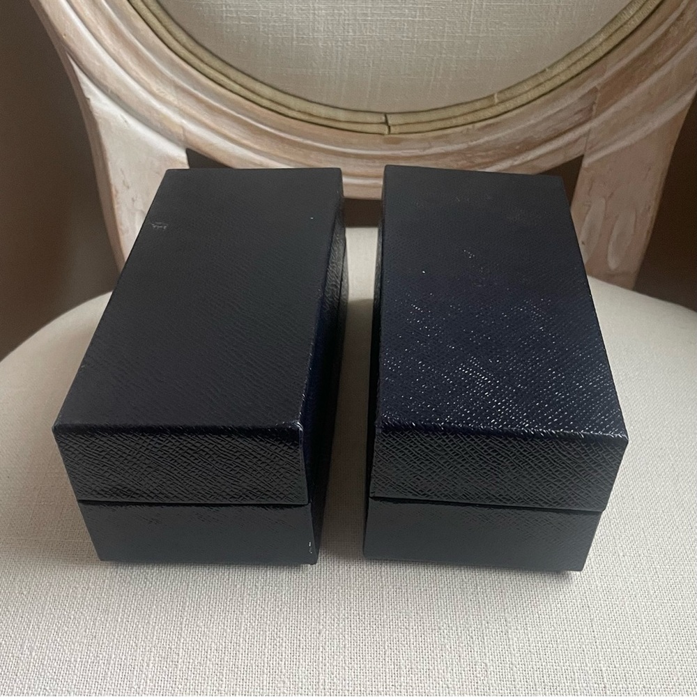 PRADA 2 eyeglasses boxes - Picture 5 of 8